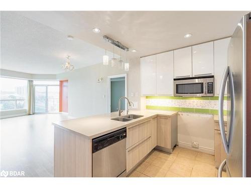 403-33 Ellen Street, Barrie, ON - Indoor Photo Showing Kitchen With Double Sink