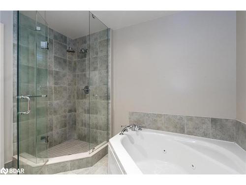 403-33 Ellen Street, Barrie, ON - Indoor Photo Showing Bathroom