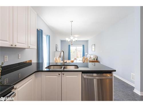 8 Orleans Avenue, Barrie, ON - Indoor Photo Showing Kitchen With Double Sink