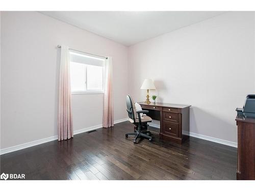 8 Orleans Avenue, Barrie, ON - Indoor Photo Showing Office