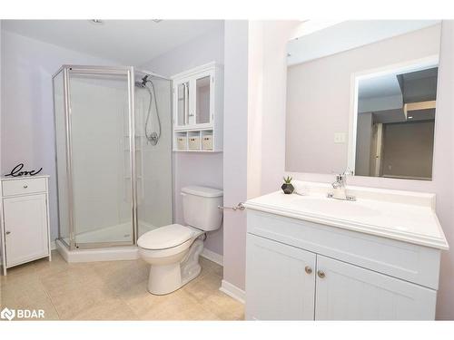 8 Orleans Avenue, Barrie, ON - Indoor Photo Showing Bathroom