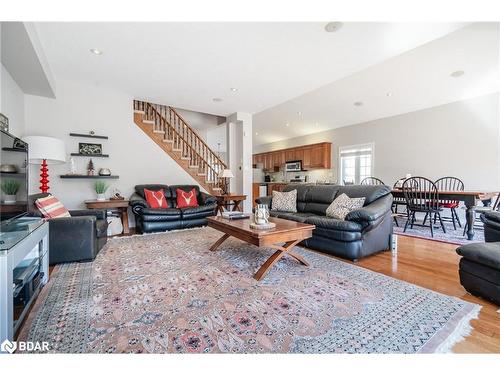 57 High Vista Drive, Oro-Medonte, ON - Indoor Photo Showing Living Room