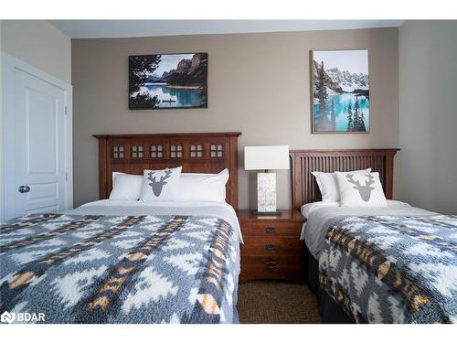 110-115 Fairway Court, The Blue Mountains, ON - Indoor Photo Showing Bedroom