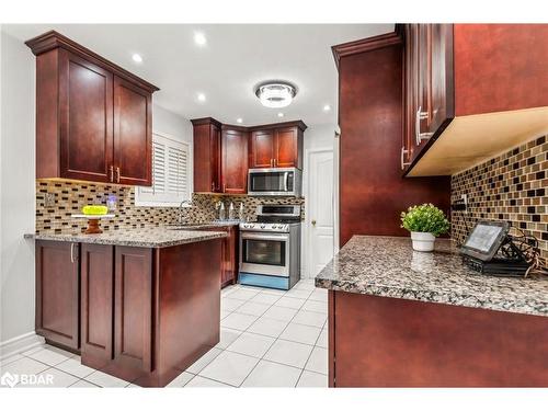 3908 Densbury Drive, Mississauga, ON - Indoor Photo Showing Kitchen