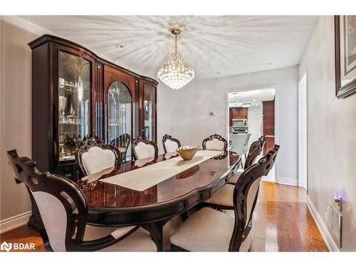 3908 Densbury Drive, Mississauga, ON - Indoor Photo Showing Dining Room