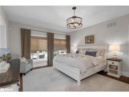 6 Georgian Grande Drive, Oro-Medonte, ON - Indoor Photo Showing Bedroom