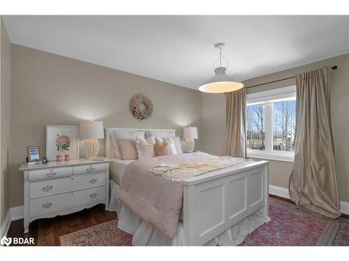 6 Georgian Grande Drive, Oro-Medonte, ON - Indoor Photo Showing Bedroom