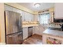 114-49 Jacobs Terrace, Barrie, ON  - Indoor Photo Showing Kitchen 