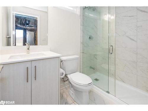 141 Shepherd Drive, Barrie, ON - Indoor Photo Showing Bathroom