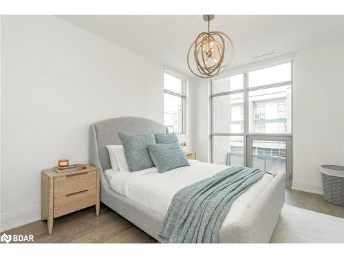 3736 Mangusta Court, Innisfil, ON - Indoor Photo Showing Bedroom