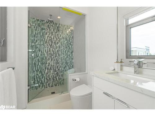 3736 Mangusta Court, Innisfil, ON - Indoor Photo Showing Bathroom