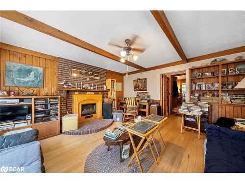 1475 6Th Line, Innisfil, ON - Indoor Photo Showing Other Room With Fireplace