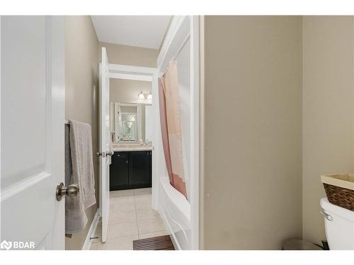 28 Gwendolyn Street, Barrie, ON - Indoor Photo Showing Other Room