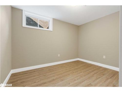 28 Gwendolyn Street, Barrie, ON - Indoor Photo Showing Other Room