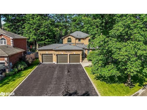 33 Glen Oak Court, Barrie, ON - Outdoor