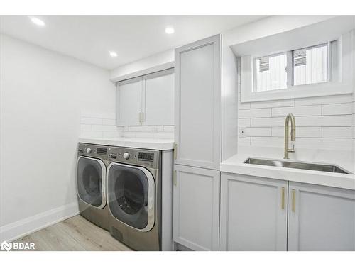 2199 Richard Street, Innisfil, ON - Indoor Photo Showing Laundry Room