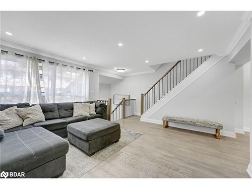 I2-63 Ferris Lane, Barrie, ON - Indoor Photo Showing Living Room