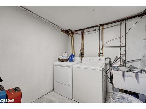 I2-63 Ferris Lane, Barrie, ON - Indoor Photo Showing Laundry Room