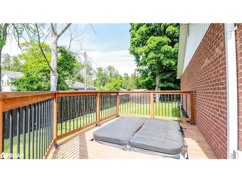 3915 Pine Rock Avenue, Innisfil, ON - Outdoor With Deck Patio Veranda With Exterior