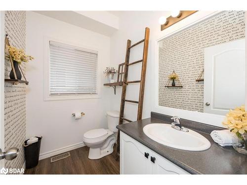 50 Dunnett Drive, Barrie, ON - Indoor Photo Showing Bathroom