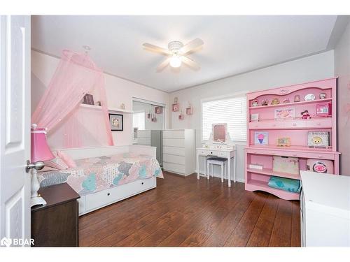 50 Dunnett Drive, Barrie, ON - Indoor Photo Showing Bedroom