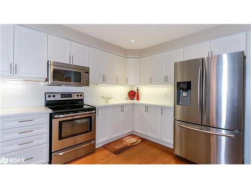 28 Masters Crescent, Port Severn, ON - Indoor Photo Showing Kitchen