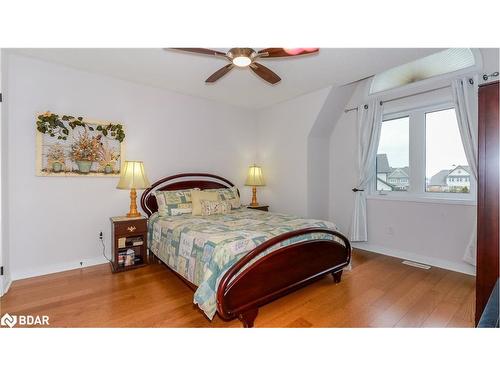 28 Masters Crescent, Port Severn, ON - Indoor Photo Showing Bedroom