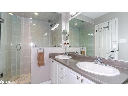 28 Masters Crescent, Port Severn, ON - Indoor Photo Showing Bathroom