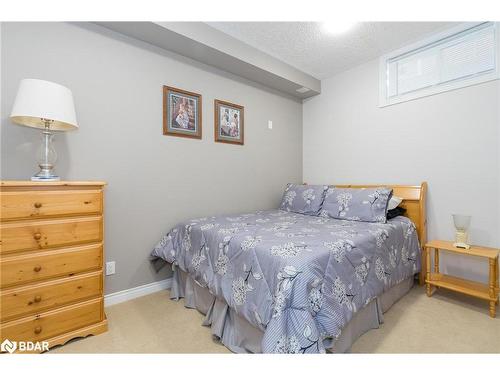 13 James Street, Penetanguishene, ON - Indoor Photo Showing Bedroom