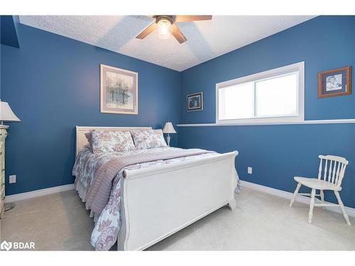 13 James Street, Penetanguishene, ON - Indoor Photo Showing Bedroom