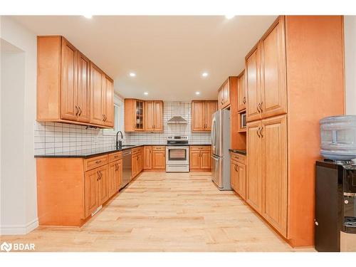 1755 Golf Link Road, Tiny, ON - Indoor Photo Showing Kitchen