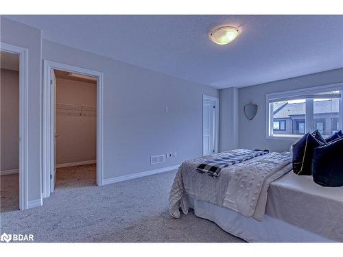 70-811 Sarnia Road, London, ON - Indoor Photo Showing Bedroom