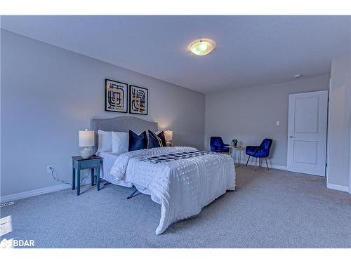 70-811 Sarnia Road, London, ON - Indoor Photo Showing Bedroom