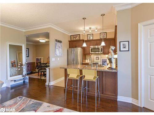 505-354 Atherley Road, Orillia, ON - Indoor Photo Showing Kitchen