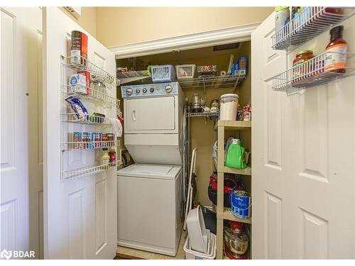 505-354 Atherley Road, Orillia, ON - Indoor Photo Showing Laundry Room