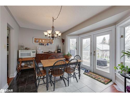 7398 County Rd 91, Stayner, ON - Indoor Photo Showing Dining Room