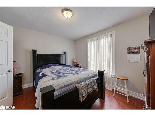 7398 County Rd 91, Stayner, ON - Indoor Photo Showing Bedroom