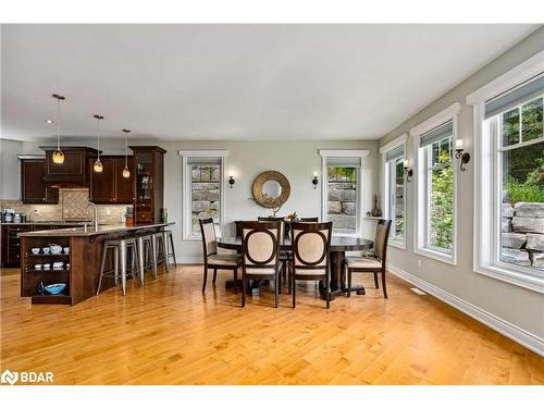 10 Valleycrest Drive, Oro-Medonte, ON - Indoor Photo Showing Dining Room