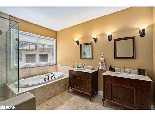 10 Valleycrest Drive, Oro-Medonte, ON - Indoor Photo Showing Bathroom