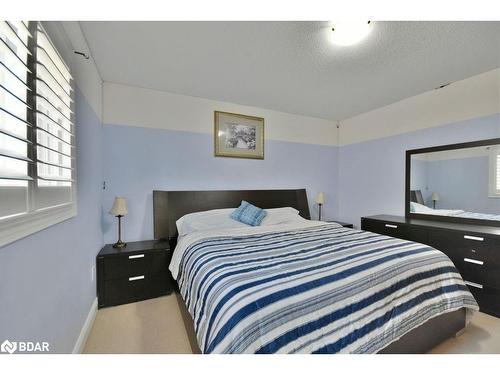 84 Monarchy Street, Barrie, ON - Indoor Photo Showing Bedroom