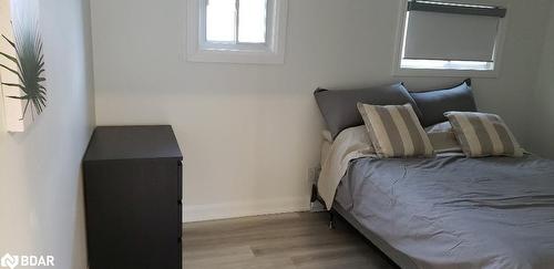 895 Maplewood Drive, Innisfil, ON - Indoor Photo Showing Bedroom