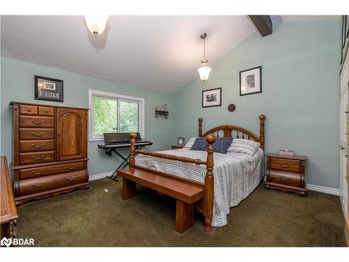 1032 Cowbell Lane, Severn Bridge, ON - Indoor Photo Showing Bedroom