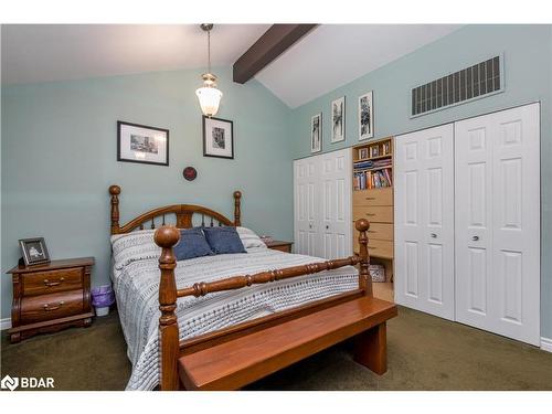 1032 Cowbell Lane, Severn Bridge, ON - Indoor Photo Showing Bedroom