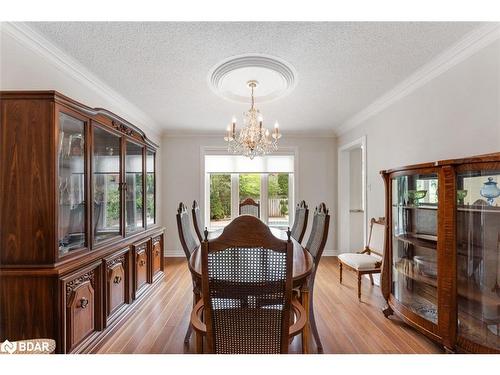 28 Thackeray Crescent, Barrie, ON - Indoor Photo Showing Dining Room