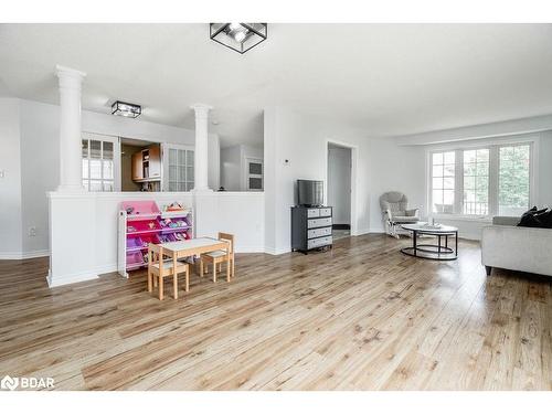 30 Livia Herman Way, Barrie, ON - Indoor Photo Showing Living Room