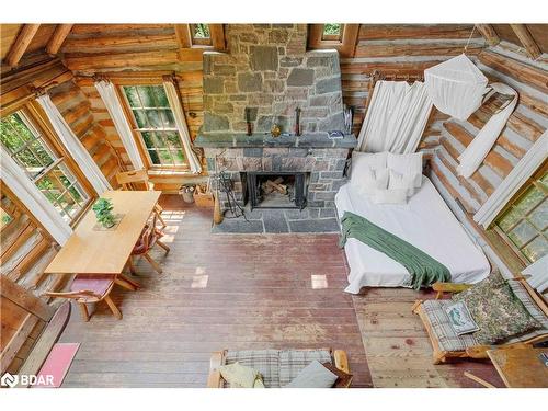 1569 Dyer Memorial Rd Road, Huntsville, ON - Indoor Photo Showing Living Room With Fireplace