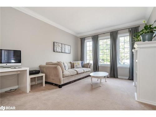 63 Prince George Crescent, Barrie, ON - Indoor Photo Showing Living Room