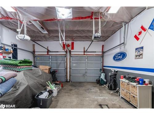 63 Prince George Crescent, Barrie, ON - Indoor Photo Showing Garage