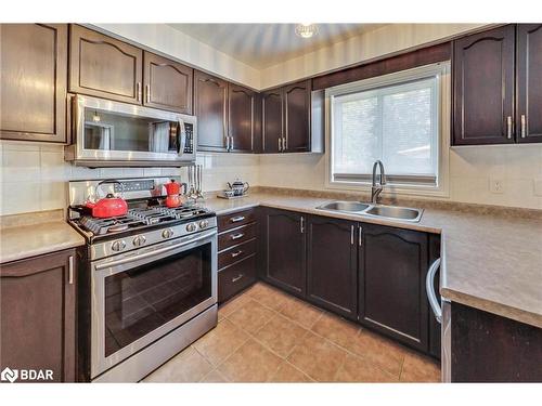 5 Kelsey Crescent, Barrie, ON - Indoor Photo Showing Kitchen With Double Sink