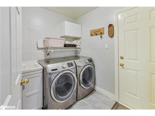 5 Kelsey Crescent, Barrie, ON - Indoor Photo Showing Laundry Room